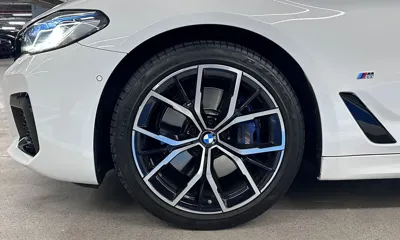 BMW 5-Series 2023, 36770 км, за 29210.98 USD