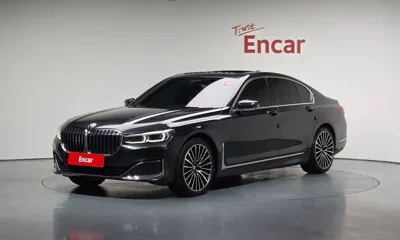 BMW 7-Series · 2020 год