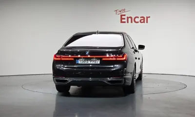 BMW 7-Series 2020, 136901 км, за 28093.62 USD