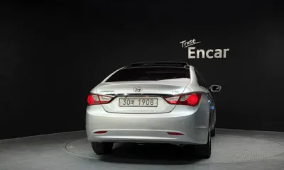 Hyundai Sonata 2010, 135012 км, за 2637.5 USD