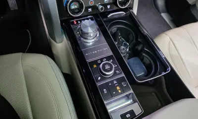 Land Rover Range Rover 2015, 114030 км, за 25346.15 USD - фото 9
