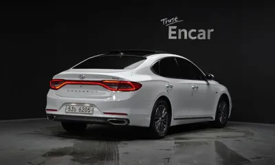 Hyundai Grandeur 2018, 52304 км, за 12958.25 USD
