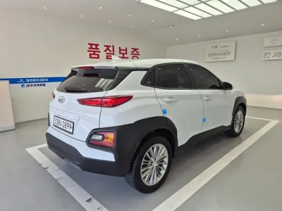 Hyundai Kona 2020, 50135 км, за 11093.61 USD