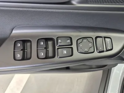 Hyundai Kona 2020, 50135 км, за 11093.61 USD - фото 9