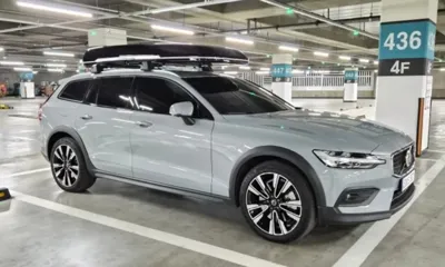 Volvo V60 2024, 42007 км, за 28107.03 USD