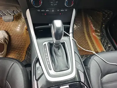 Ford Edge 2019, 36800 км, за 11403.55 USD - фото 16