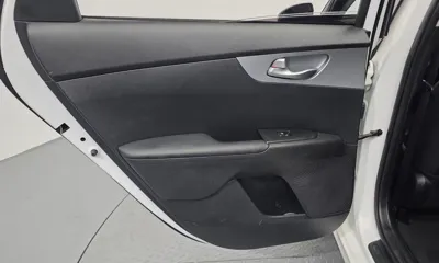 Kia K3 2022, 87695 км, за 9055.38 USD - фото 25