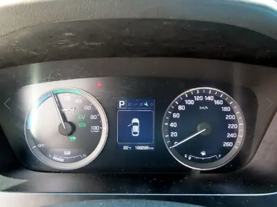 Hyundai Sonata 2016, 169286 км, за 5382.7 USD - фото 9