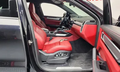 Porsche Cayenne 2020, 65875 км, за 52507.55 USD - фото 11