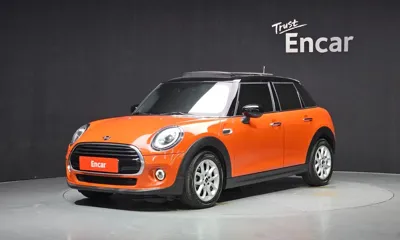 MINI Cooper · 2020 год