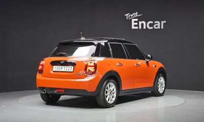 MINI Cooper 2020, 33113 км, за 11487.46 USD