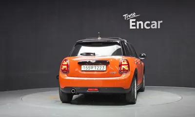 MINI Cooper 2020, 33113 км, за 11487.46 USD