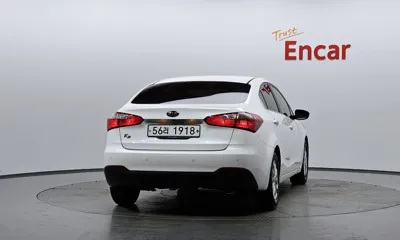 Kia K3 2015, 170244 км, за 2990.31 USD