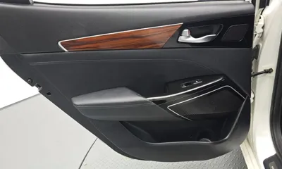 Kia K7 2016, 131944 км, за 5901.27 USD - фото 25