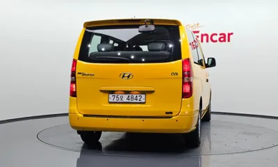 Hyundai Starex 2011, 218554 км, за 65110.35 USD