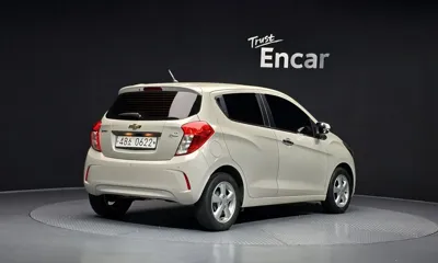 ChevroletGMDaewoo Spark 2016, 73664 км, за 2560.06 USD