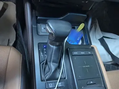 Lexus ES 2019, 144400 км, за 21983.09 USD - фото 7