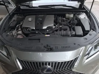 Lexus ES 2019, 144400 км, за 21983.09 USD - фото 11