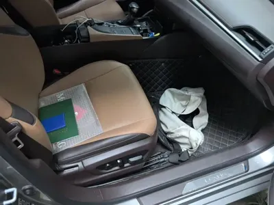 Lexus ES 2019, 144400 км, за 21983.09 USD - фото 20