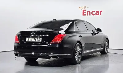 Genesis EQ900 2016, 269346 км, за 5472.32 USD