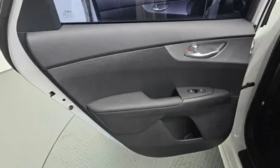 Kia K3 2022, 94145 км, за 11700.17 USD - фото 25