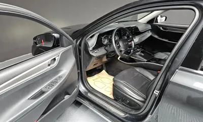 Hyundai Grandeur 2020, 94637 км, за 10794.69 USD - фото 10