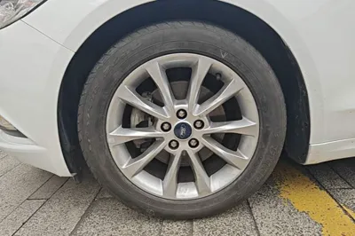 Ford Mondeo 2017, 102300 км, за 8134 USD - фото 10