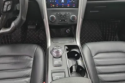 Ford Mondeo 2017, 102300 км, за 8134 USD - фото 16
