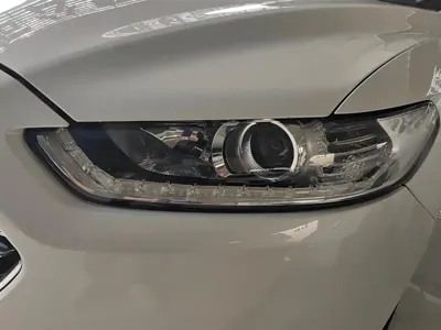 Ford Mondeo 2015, 104100 км, за 5212.83 USD
