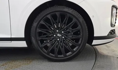 Hyundai Grandeur 2024, 24499 км, за 28599.36 USD - фото 21