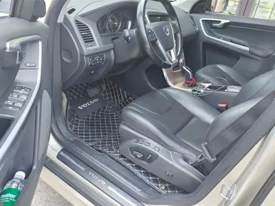 Volvo XC60 2017, 133400 км, за 10093.98 USD - фото 9
