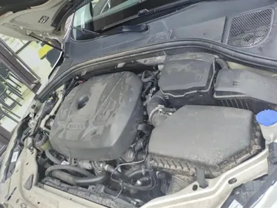 Volvo XC60 2017, 133400 км, за 10093.98 USD - фото 10