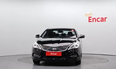 Hyundai Grandeur 2014, 182810 км, за 2841.1 USD
