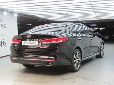 Kia K5 2016, 52767 км, за 5842.2 USD