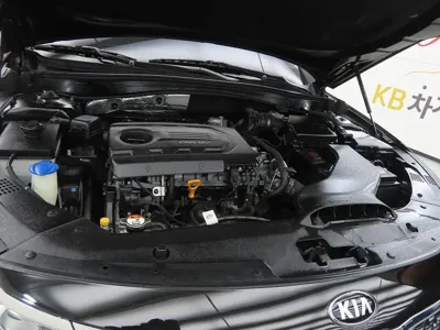 Kia K5 2016, 52767 км, за 5842.2 USD - фото 19