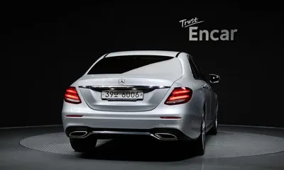 Mercedes-Benz E-Class 2018, 70428 км, за 16588.62 USD