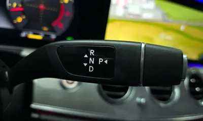 Mercedes-Benz E-Class 2018, 70428 км, за 16576.73 USD - фото 9