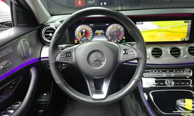 Mercedes-Benz E-Class 2018, 70428 км, за 16576.73 USD - фото 13