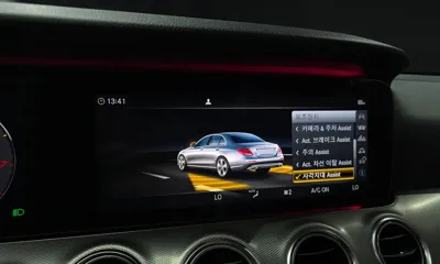 Mercedes-Benz E-Class 2018, 70428 км, за 16576.73 USD - фото 15