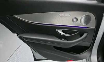 Mercedes-Benz E-Class 2018, 70428 км, за 16576.73 USD - фото 25