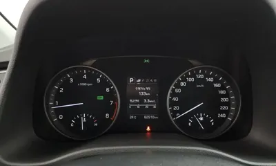Hyundai Avante 2018, 82910 км, за 7781.46 USD - фото 8