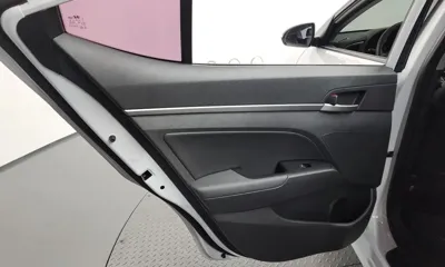 Hyundai Avante 2018, 82910 км, за 7781.46 USD - фото 25