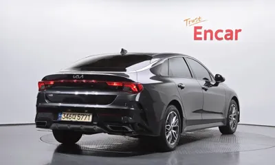 Kia K5 2023, 67859 км, за 20716.62 USD