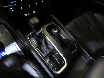 Hyundai Santafe 2019, 77528 км, за 11636.22 USD - фото 12