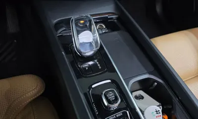 Volvo XC60 2021, 48337 км, за 65636.08 USD - фото 9