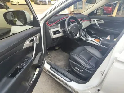 Geely Boyue 2018, 63600 км, за 4972.74 USD - фото 14