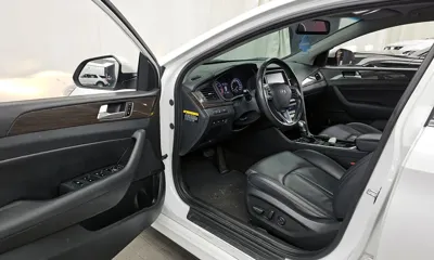 Hyundai Sonata 2018, 110561 км, за 7475.78 USD - фото 10