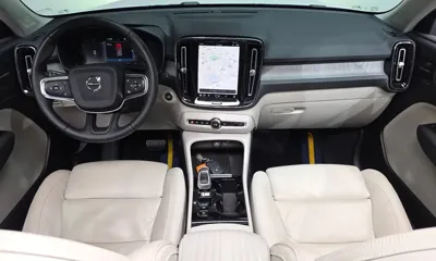 Volvo XC40 2023, 98179 км, за 19036.37 USD - фото 7