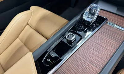 Volvo V60 2025, 1400 км, за 33153.47 USD - фото 9