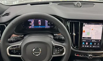 Volvo V60 2025, 1400 км, за 33153.47 USD - фото 15